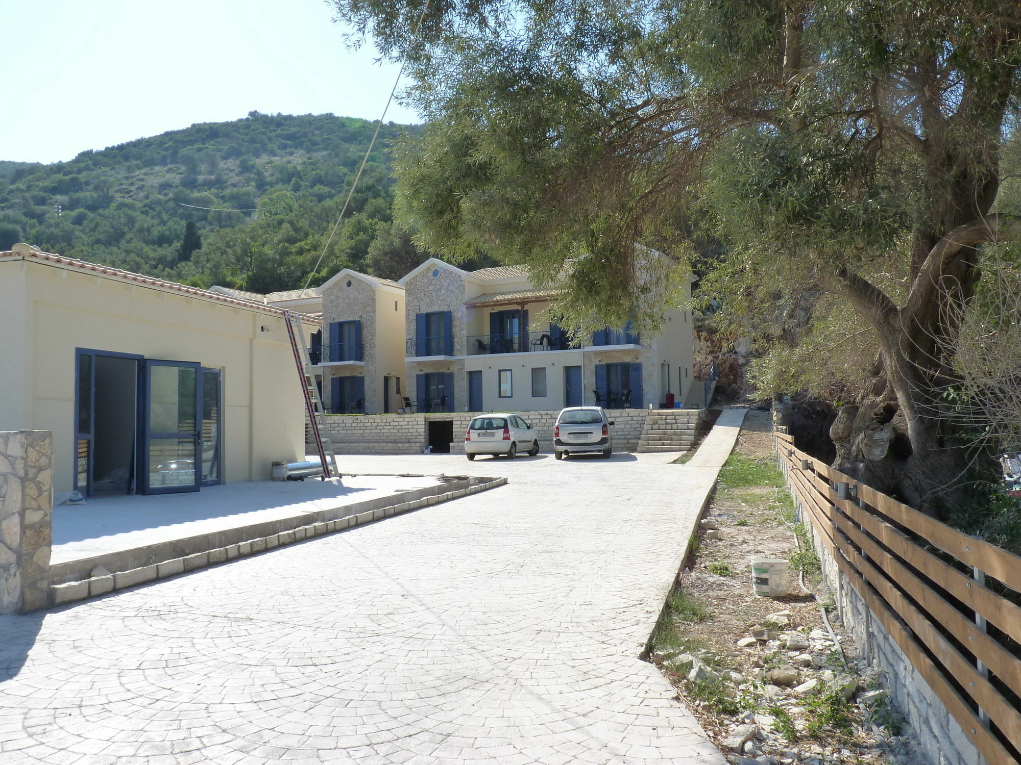Ilianthos Apartments & Studios Mikros Gialos Exteriér fotografie