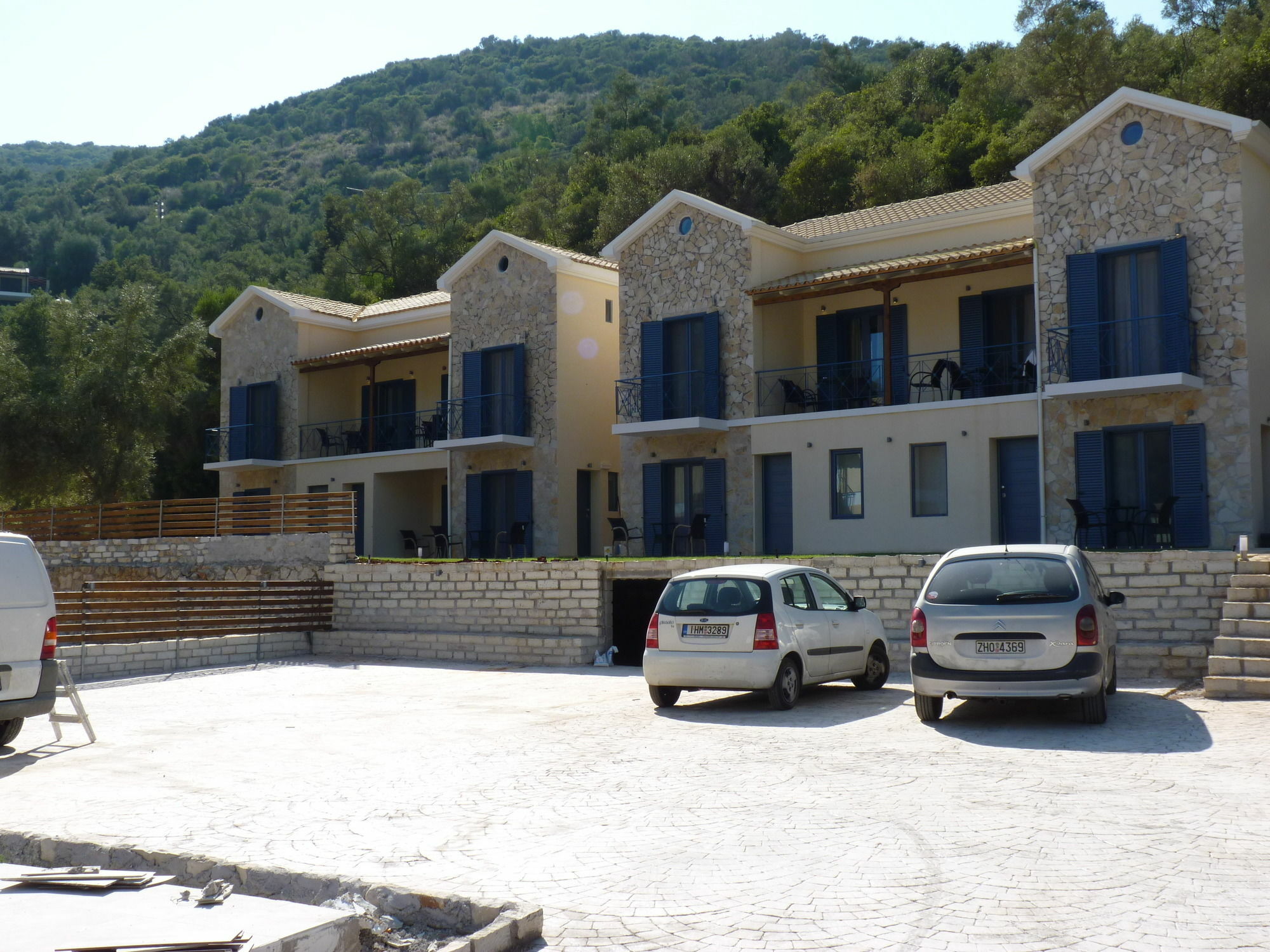Ilianthos Apartments & Studios Mikros Gialos Exteriér fotografie