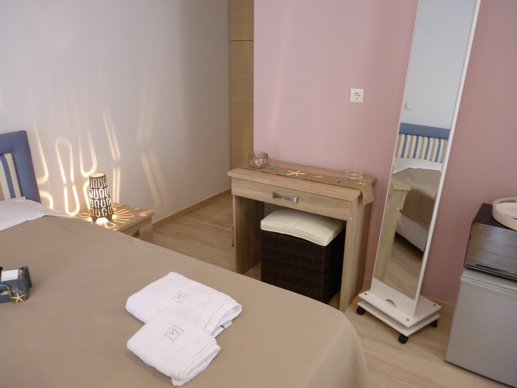 Ilianthos Apartments & Studios Mikros Gialos Exteriér fotografie